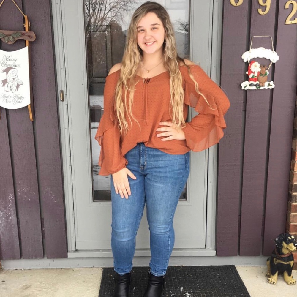 Unique orange top
